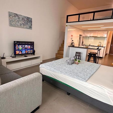Kl Sentral Loft, Est Bangsar #6, Lrt Lejlighed Kuala Lumpur Eksteriør billede